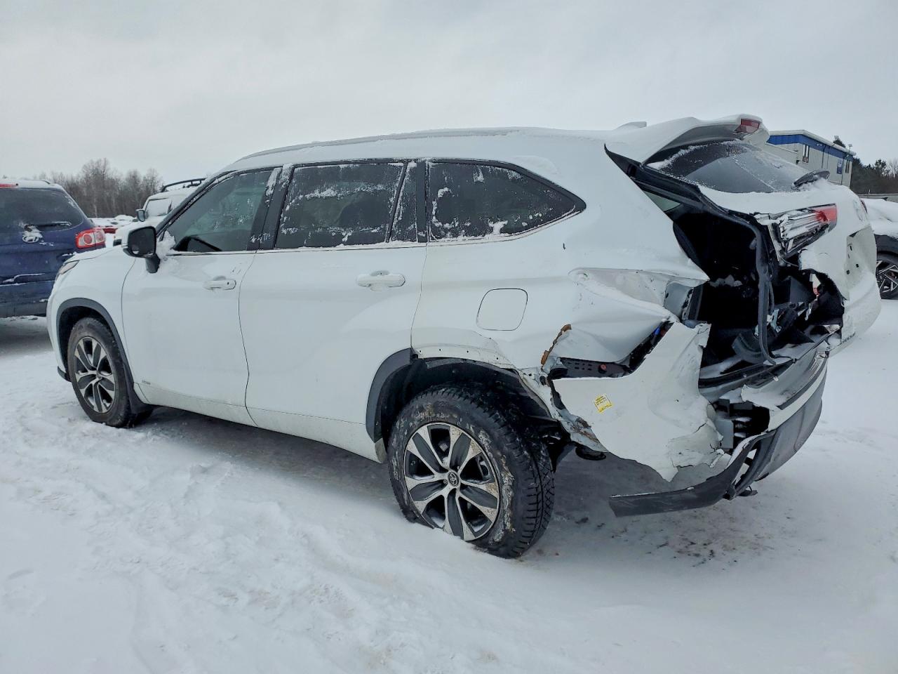 2023 TOYOTA HIGHLANDER HYBRID XLE photo 2