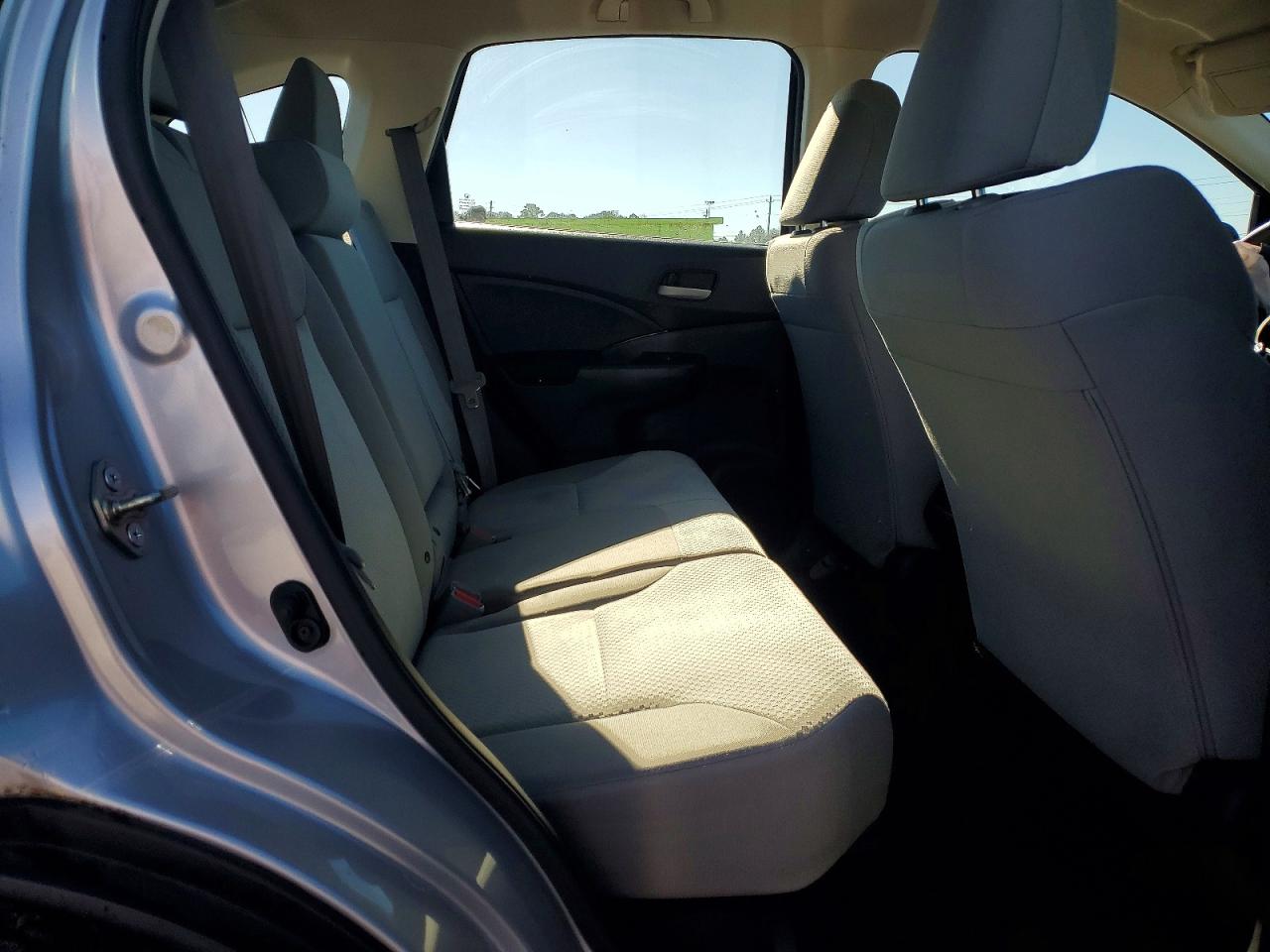 2016 HONDA CR-V LX photo 11