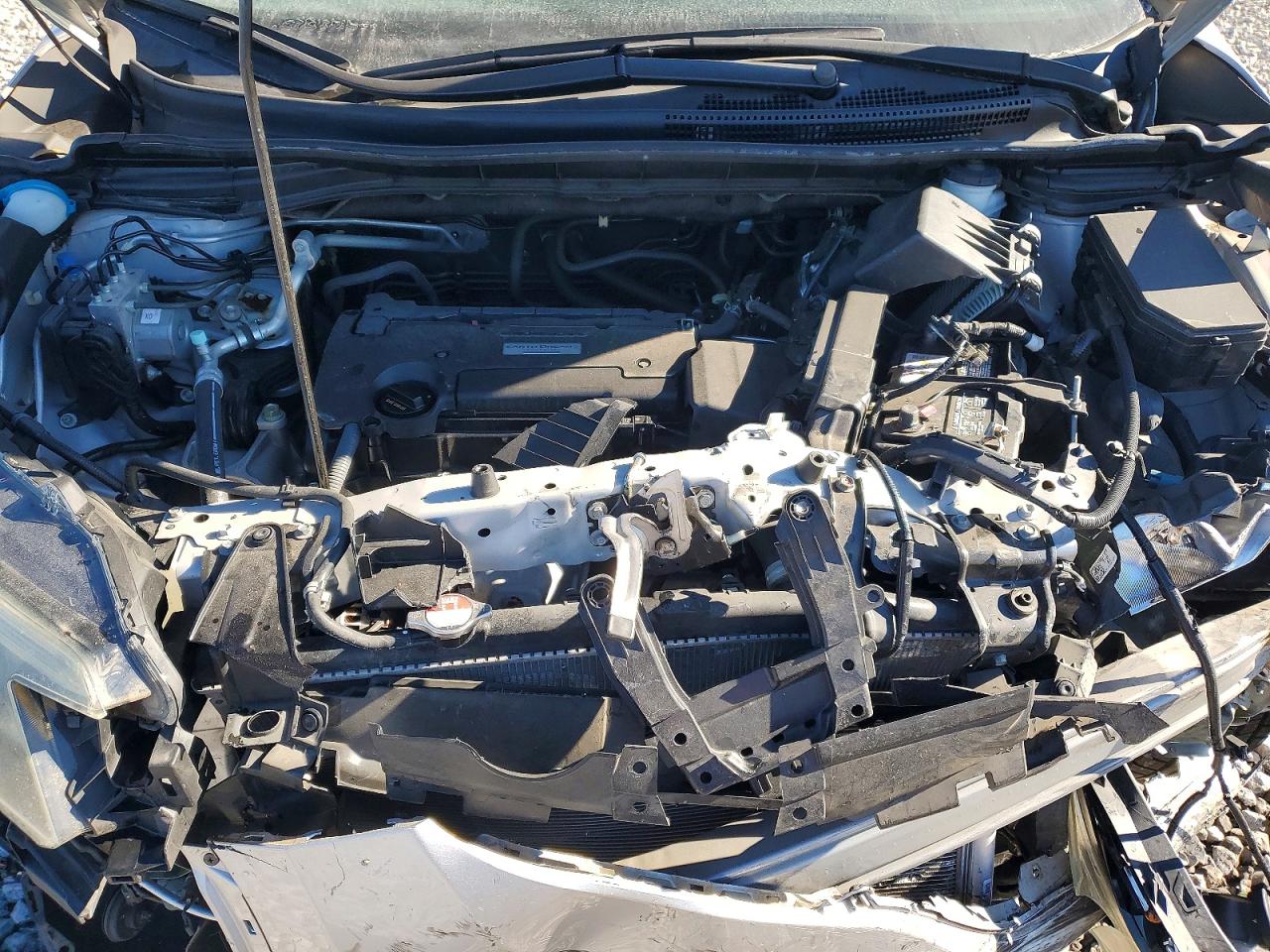 2016 HONDA CR-V LX photo 12