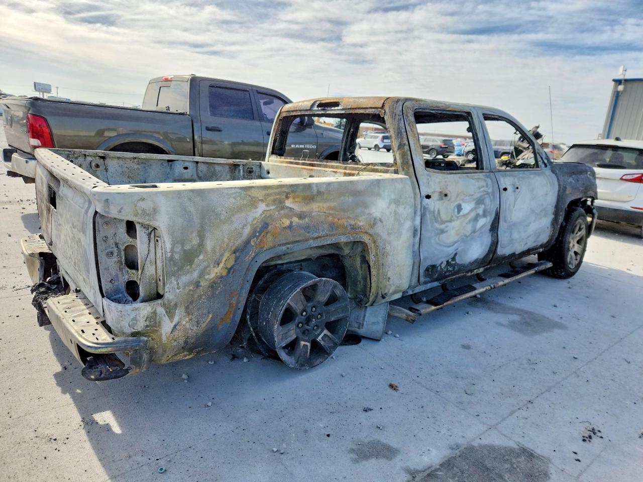 2015 GMC SIERRA C1500 SLE photo 5