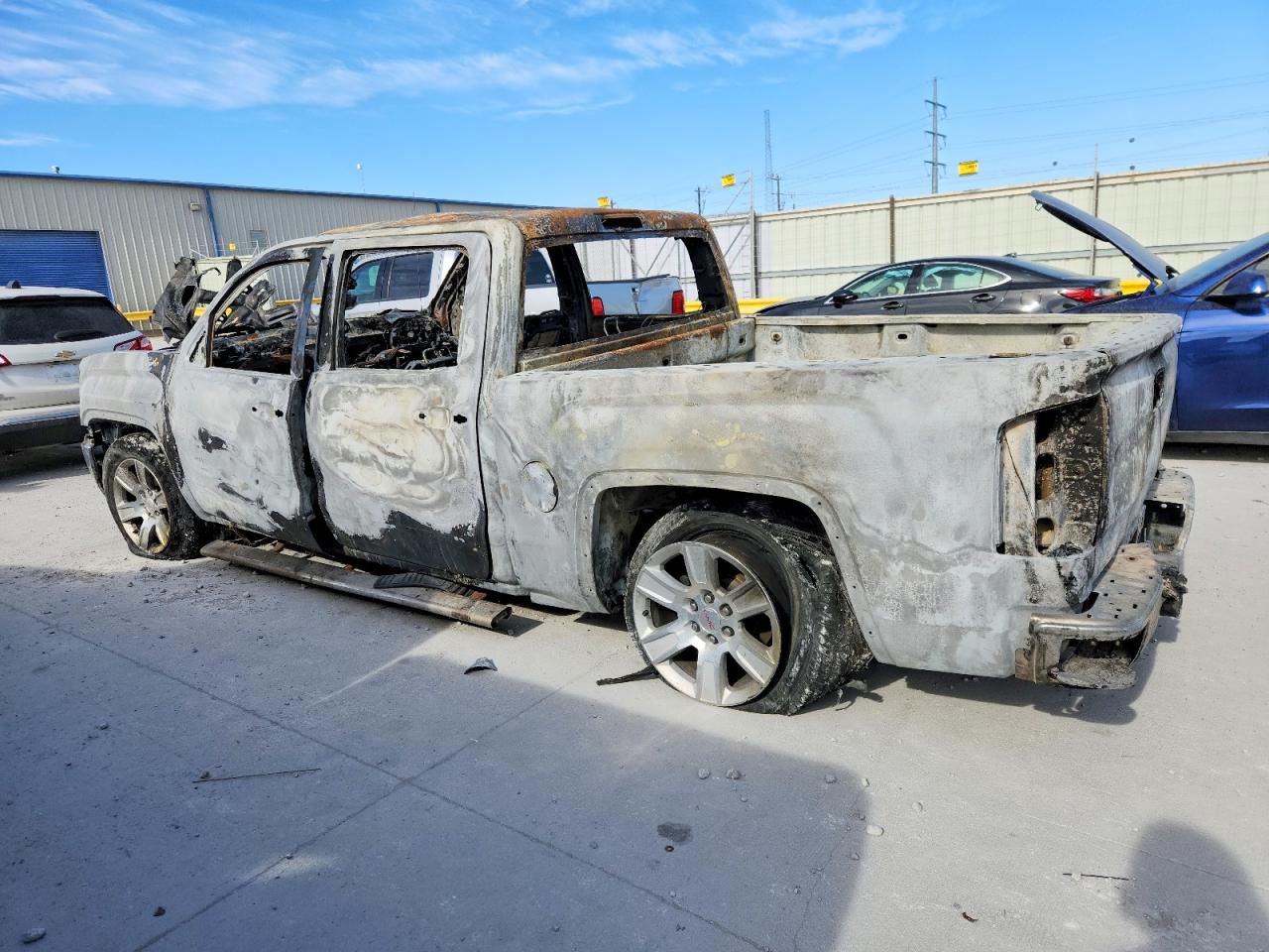 2015 GMC SIERRA C1500 SLE photo 3