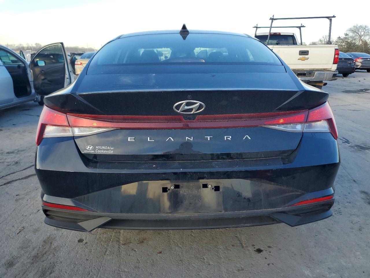 2023 HYUNDAI ELANTRA SEL photo 11