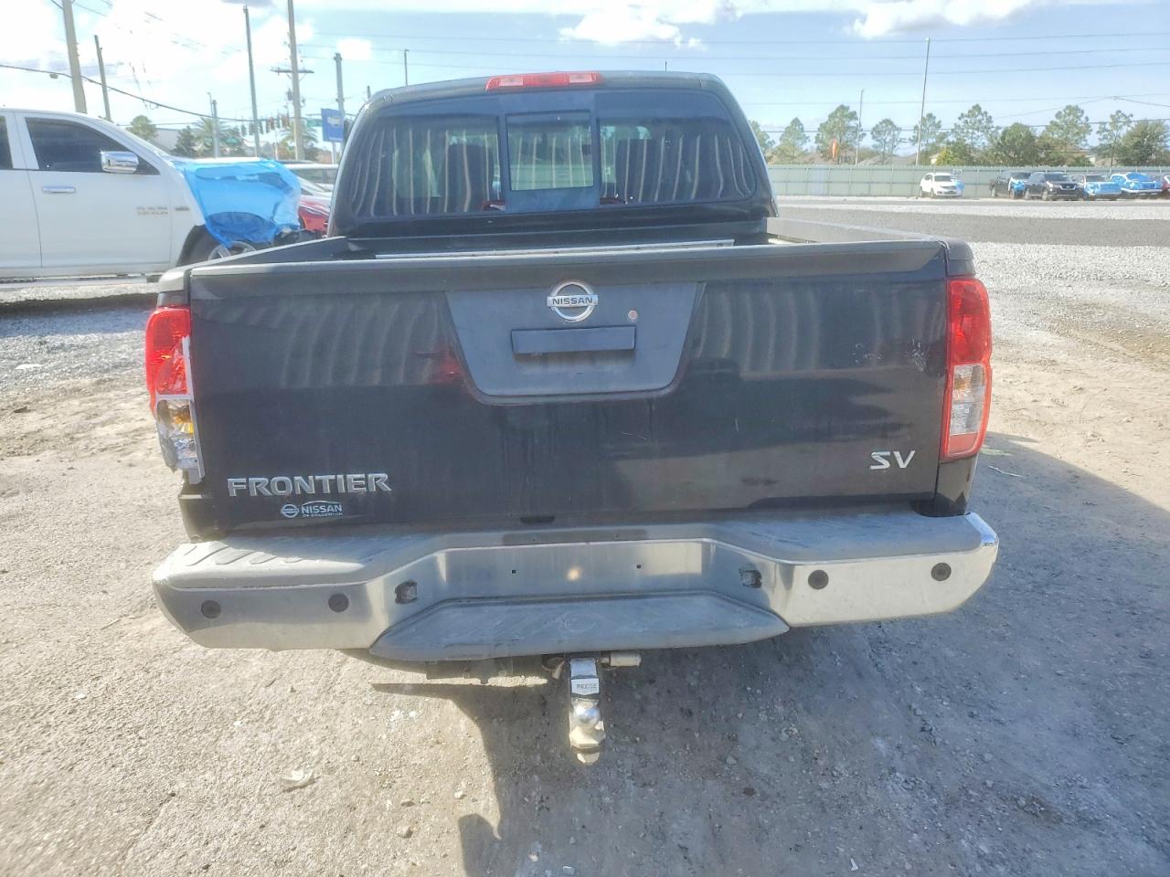 2018 NISSAN FRONTIER SV photo 11