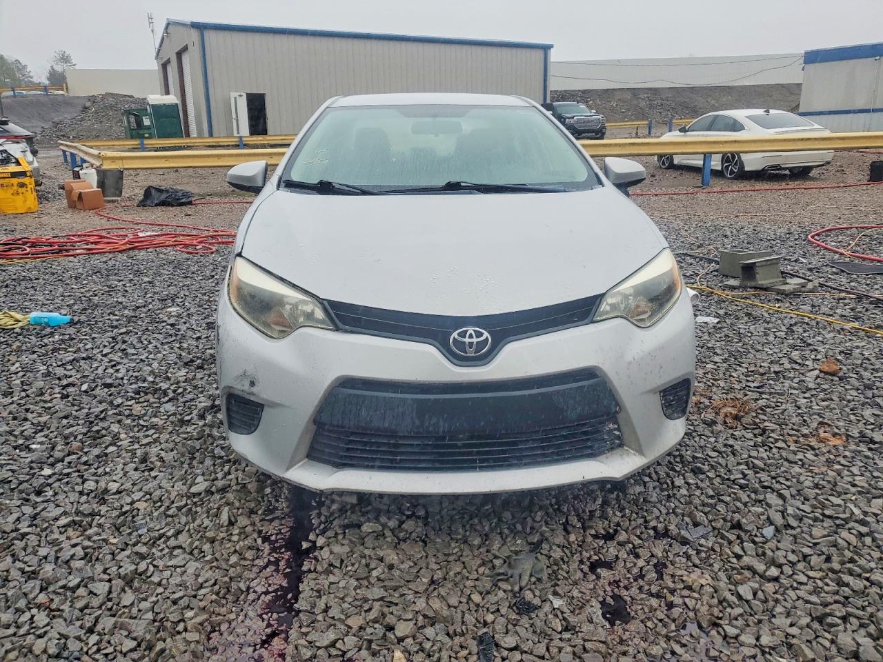 2015 TOYOTA COROLLA L photo 9