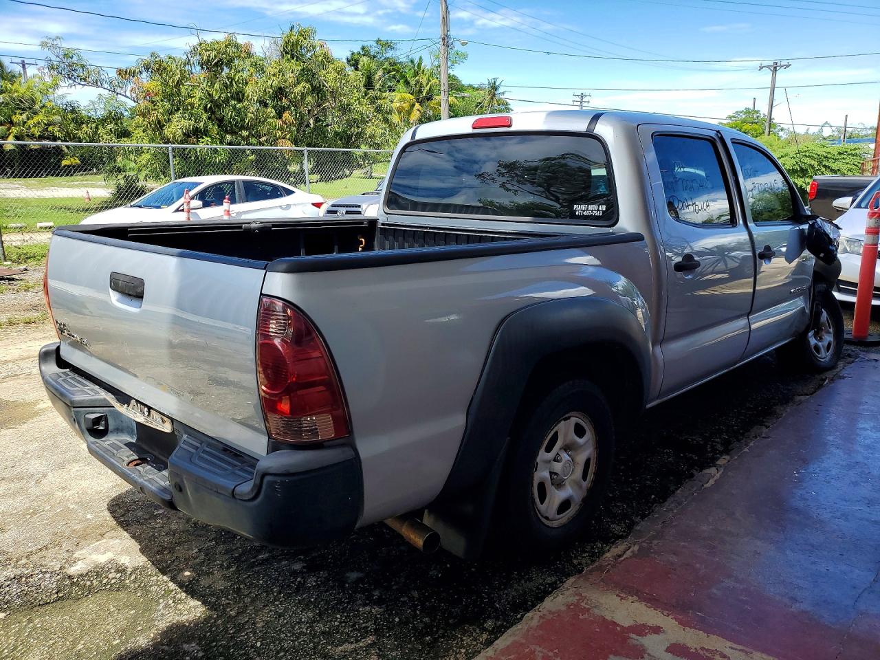 2012 TOYOTA TACOMA DOUBLE CAB photo 5