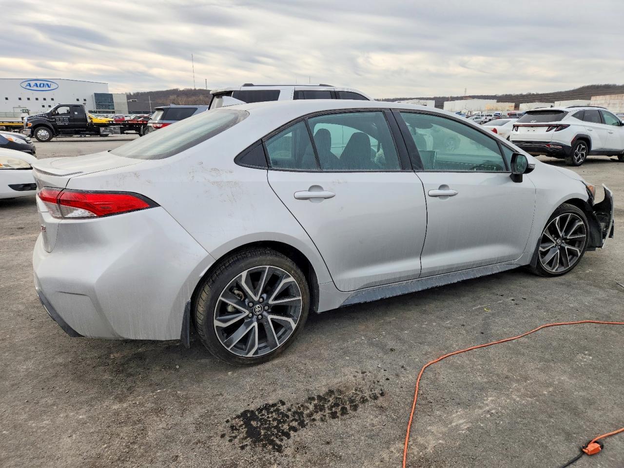 2020 TOYOTA COROLLA SE photo 5