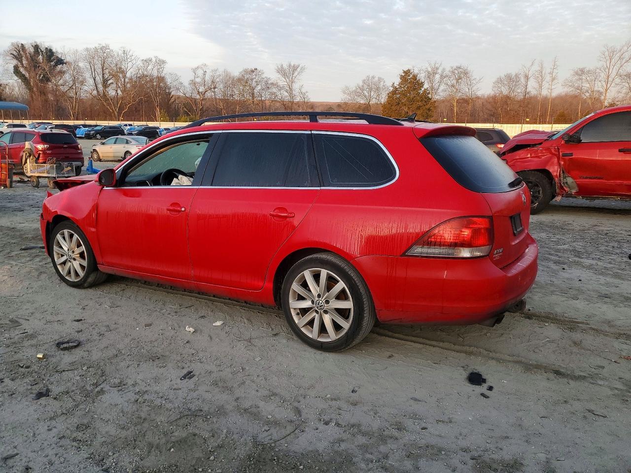 2012 VOLKSWAGEN JETTA TDI photo 2