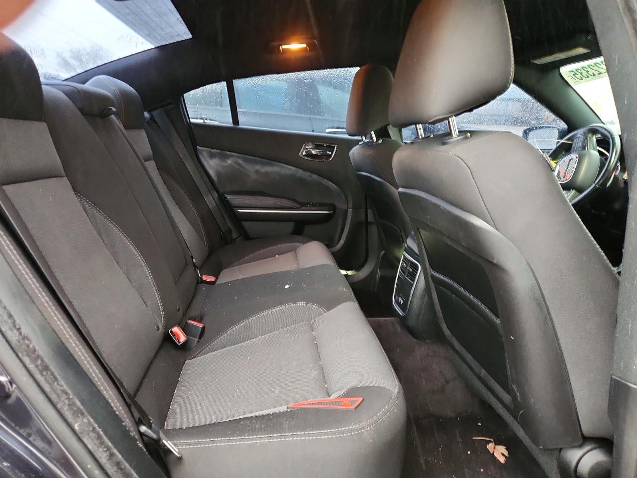 2017 DODGE CHARGER SE photo 28