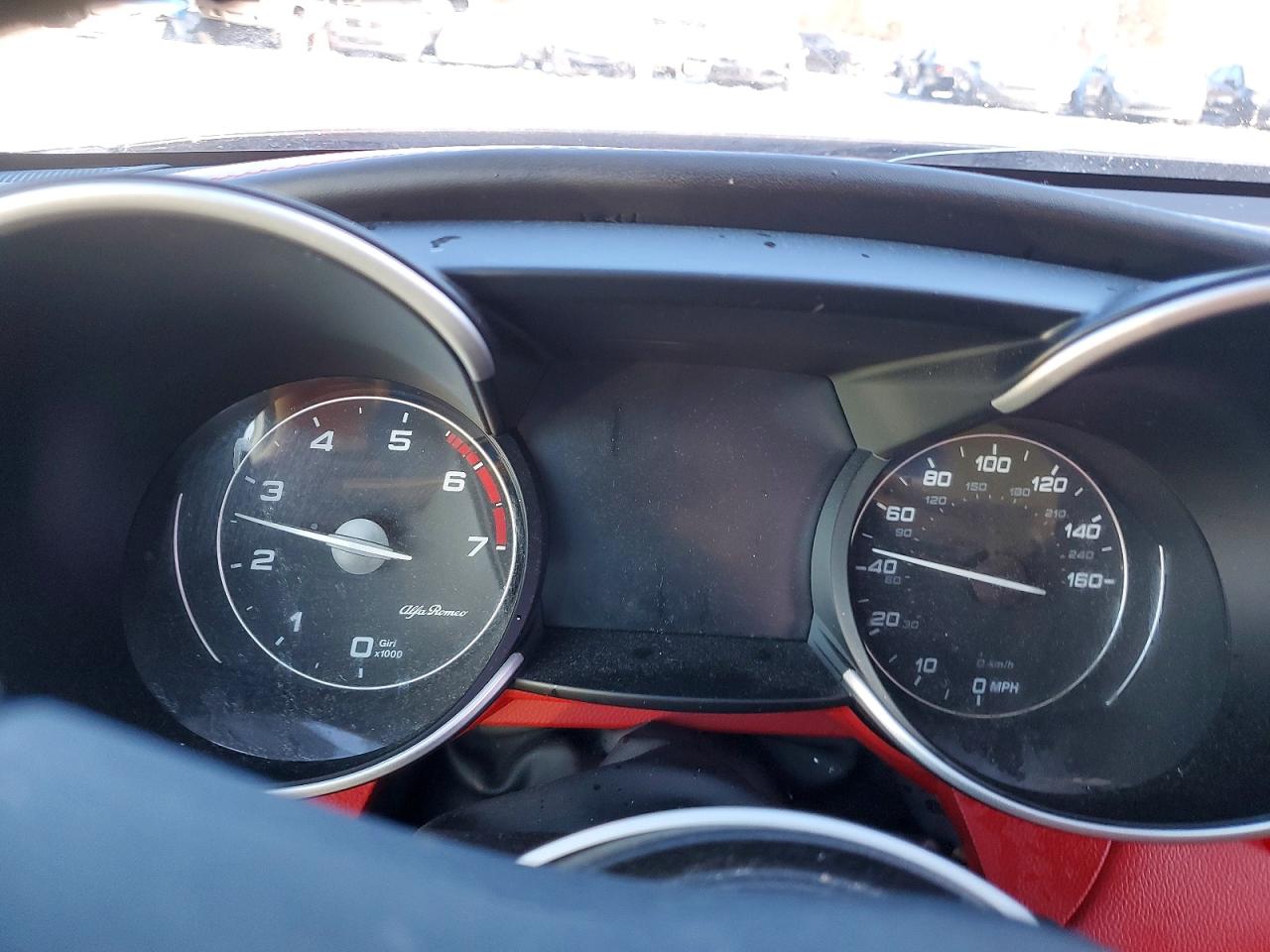 2019 ALFA ROMEO GIULIA TI photo 25