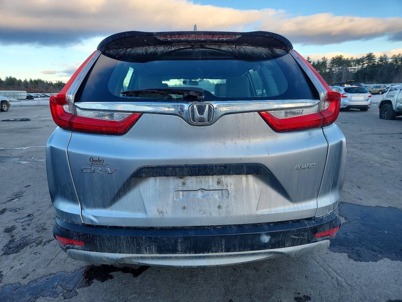 2018 HONDA CR-V LX photo 16