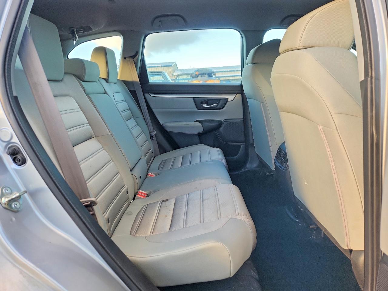 2018 HONDA CR-V LX photo 31