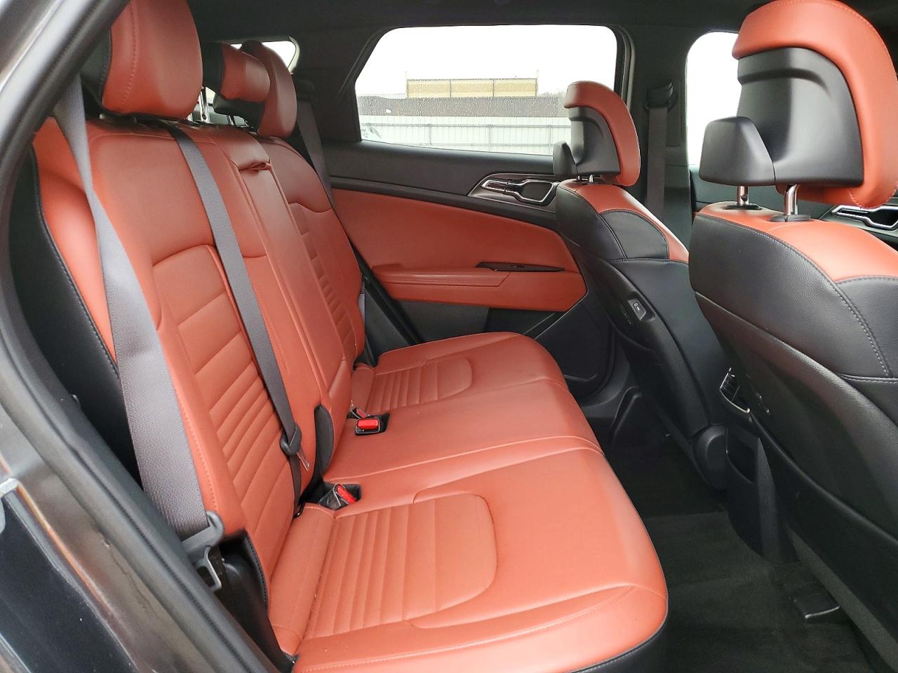 2023 KIA SPORTAGE photo 11