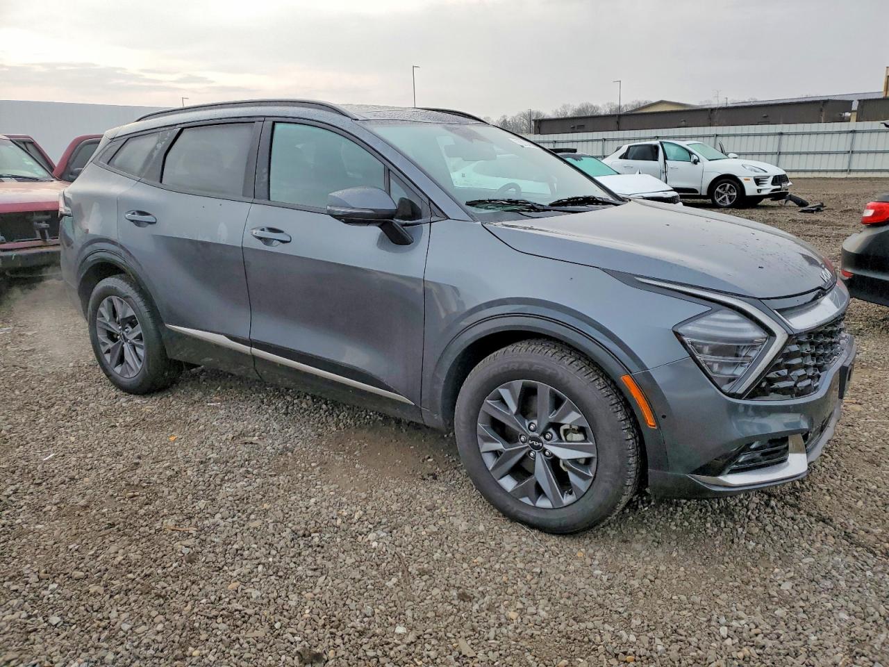 2023 KIA SPORTAGE photo 4