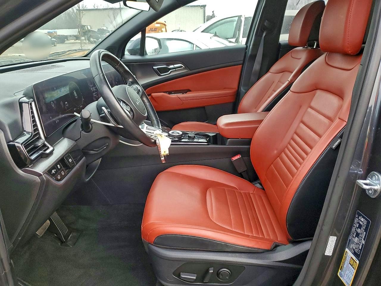 2023 KIA SPORTAGE photo 7