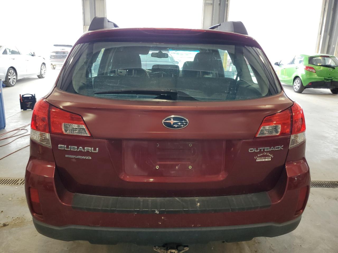 2012 SUBARU OUTBACK 2.5I photo 11