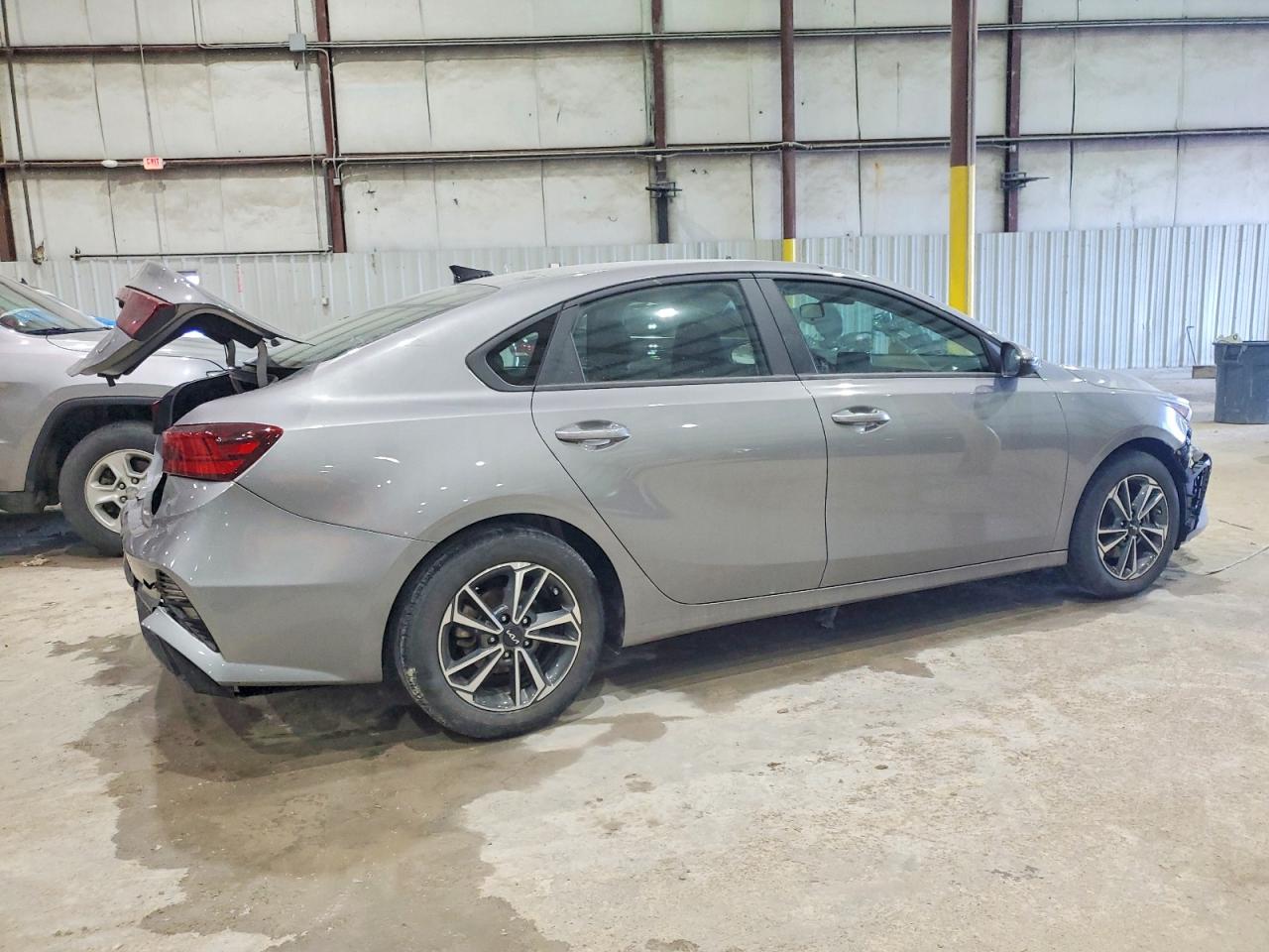 2023 KIA FORTE LXS photo 5