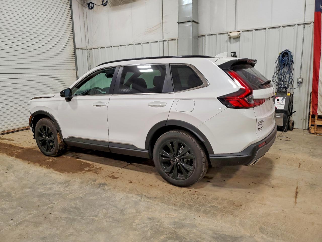 2025 HONDA CR-V SPORT TOURING photo 3