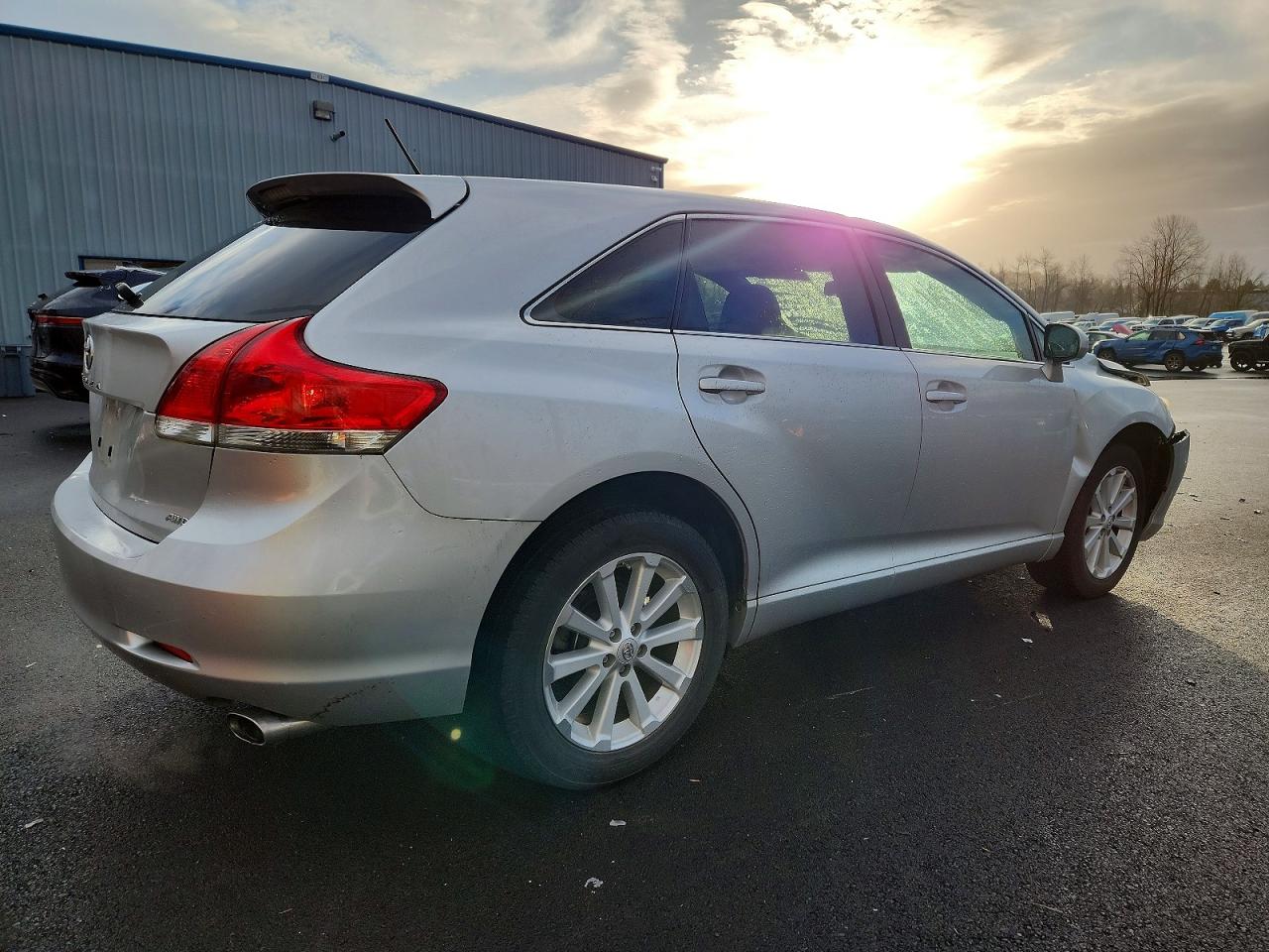2009 TOYOTA VENZA photo 3