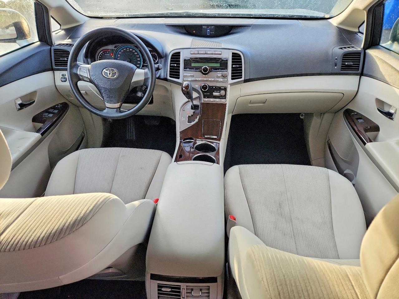 2009 TOYOTA VENZA photo 8