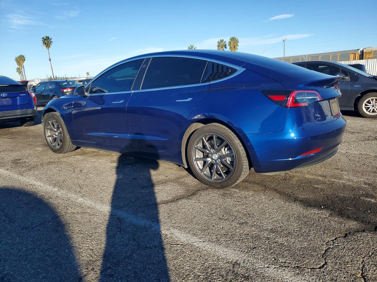 2019 TESLA MODEL 3 photo 4