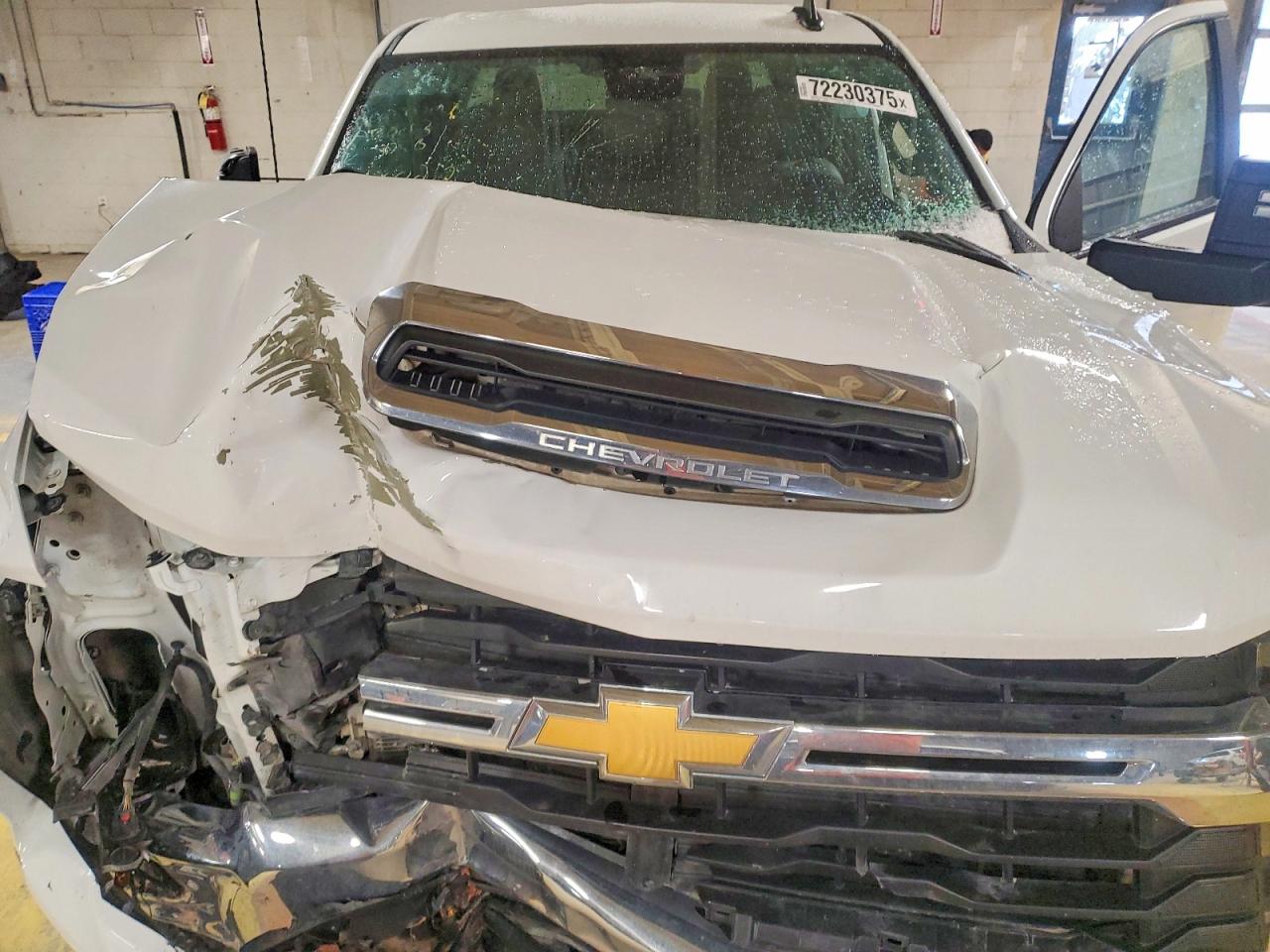 2024 CHEVROLET SILVERADO K2500 HEAVY DUTY LT photo 11