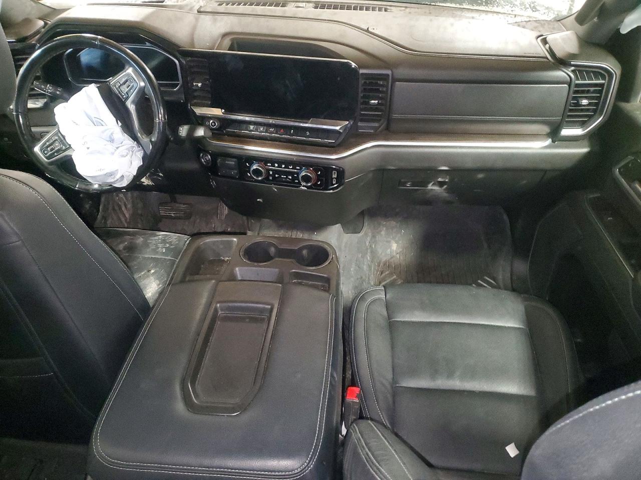 2024 CHEVROLET SILVERADO K2500 HEAVY DUTY LT photo 8