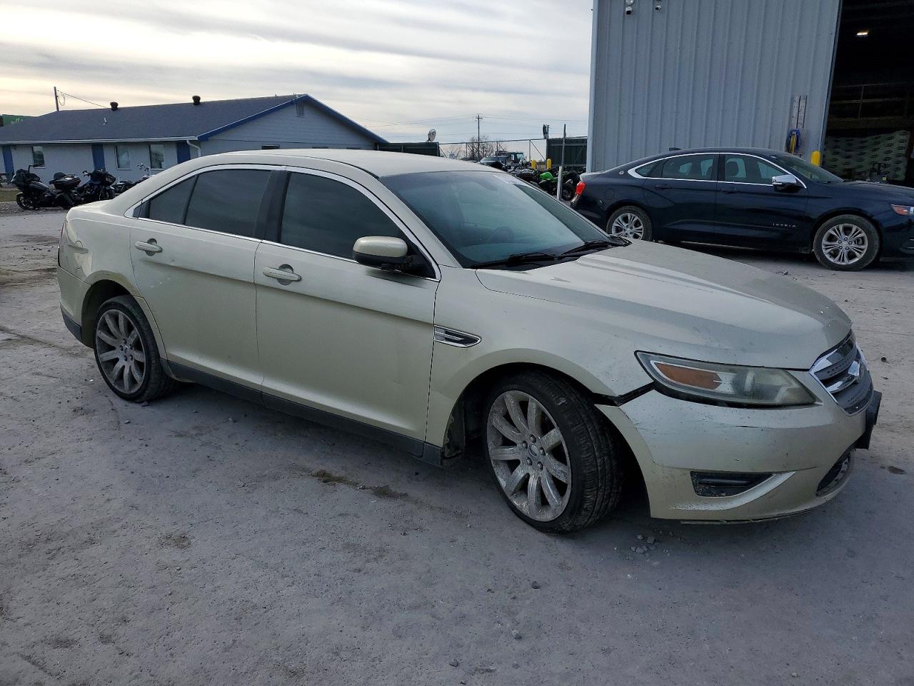 2011 FORD TAURUS SEL photo 7