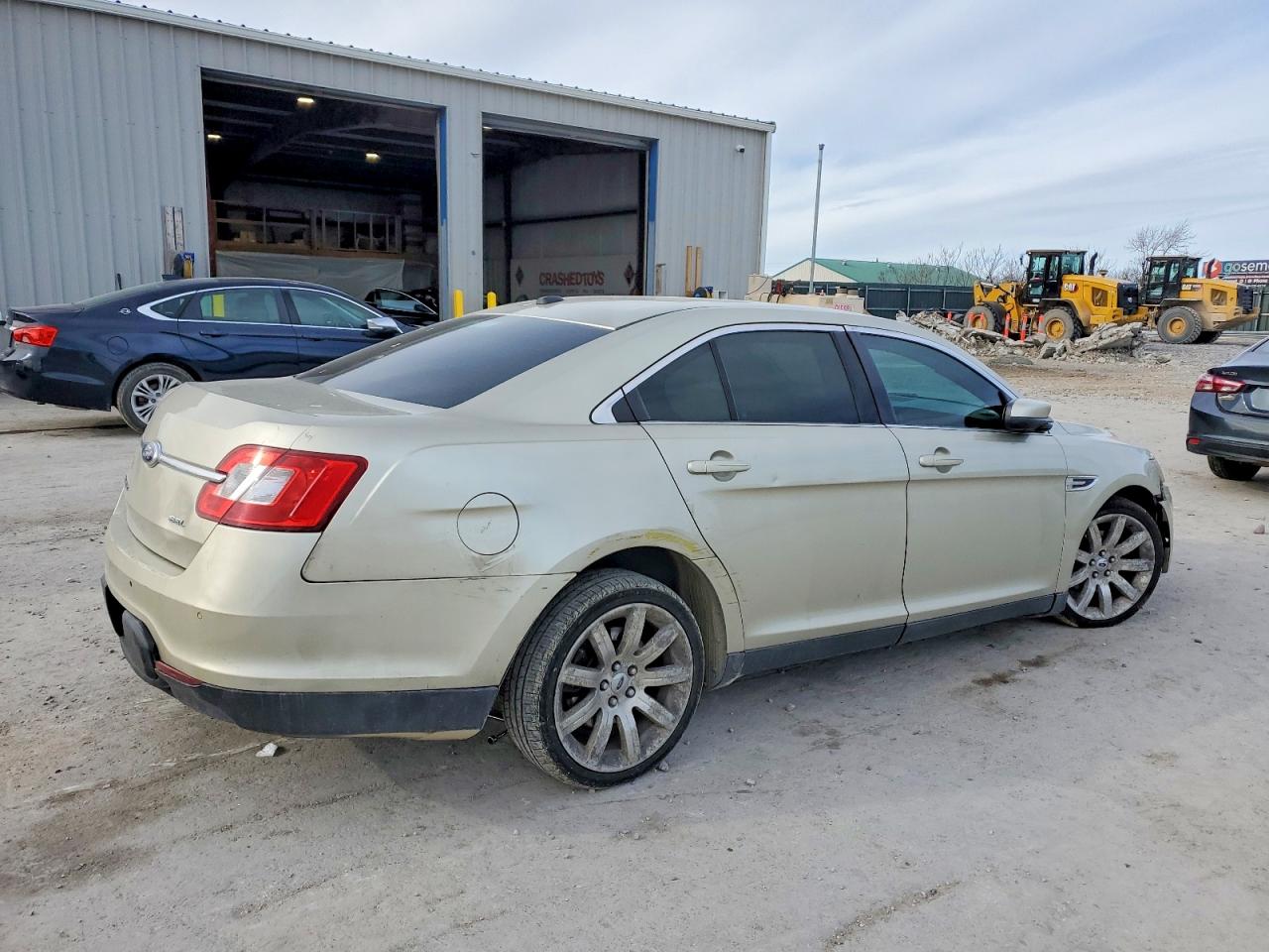 2011 FORD TAURUS SEL photo 5