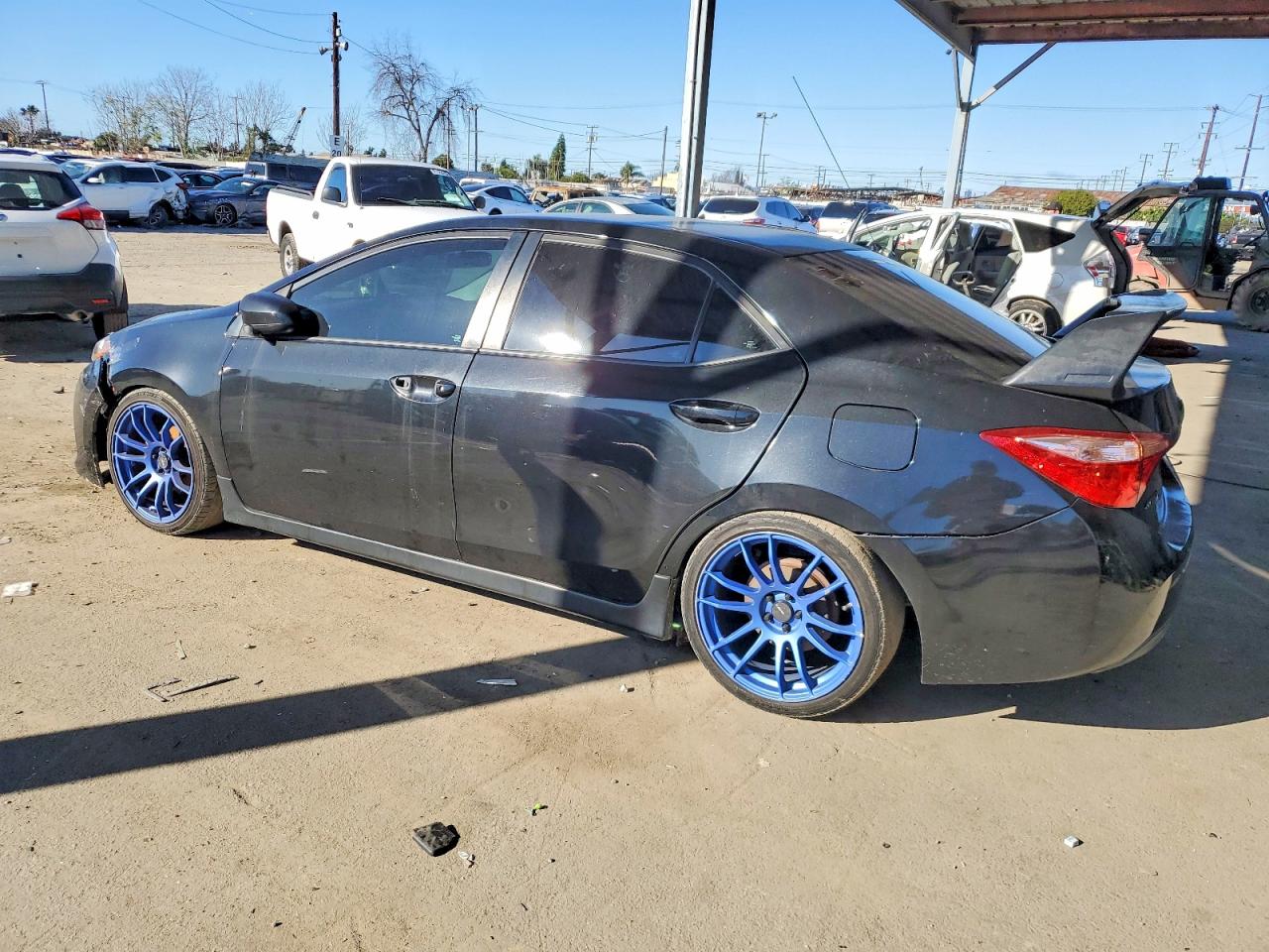 2017 TOYOTA COROLLA L photo 2