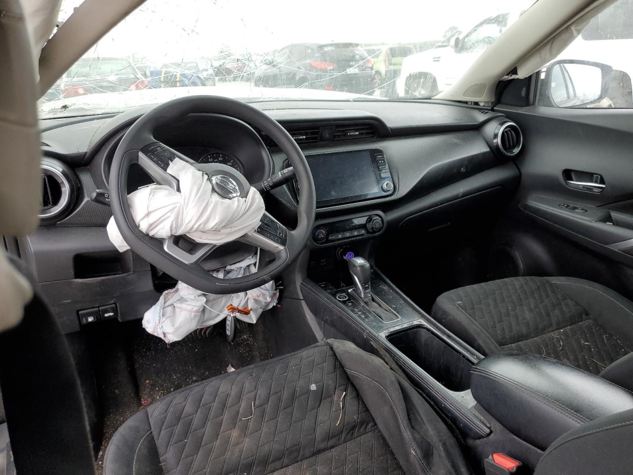 2021 NISSAN KICKS SV photo 15