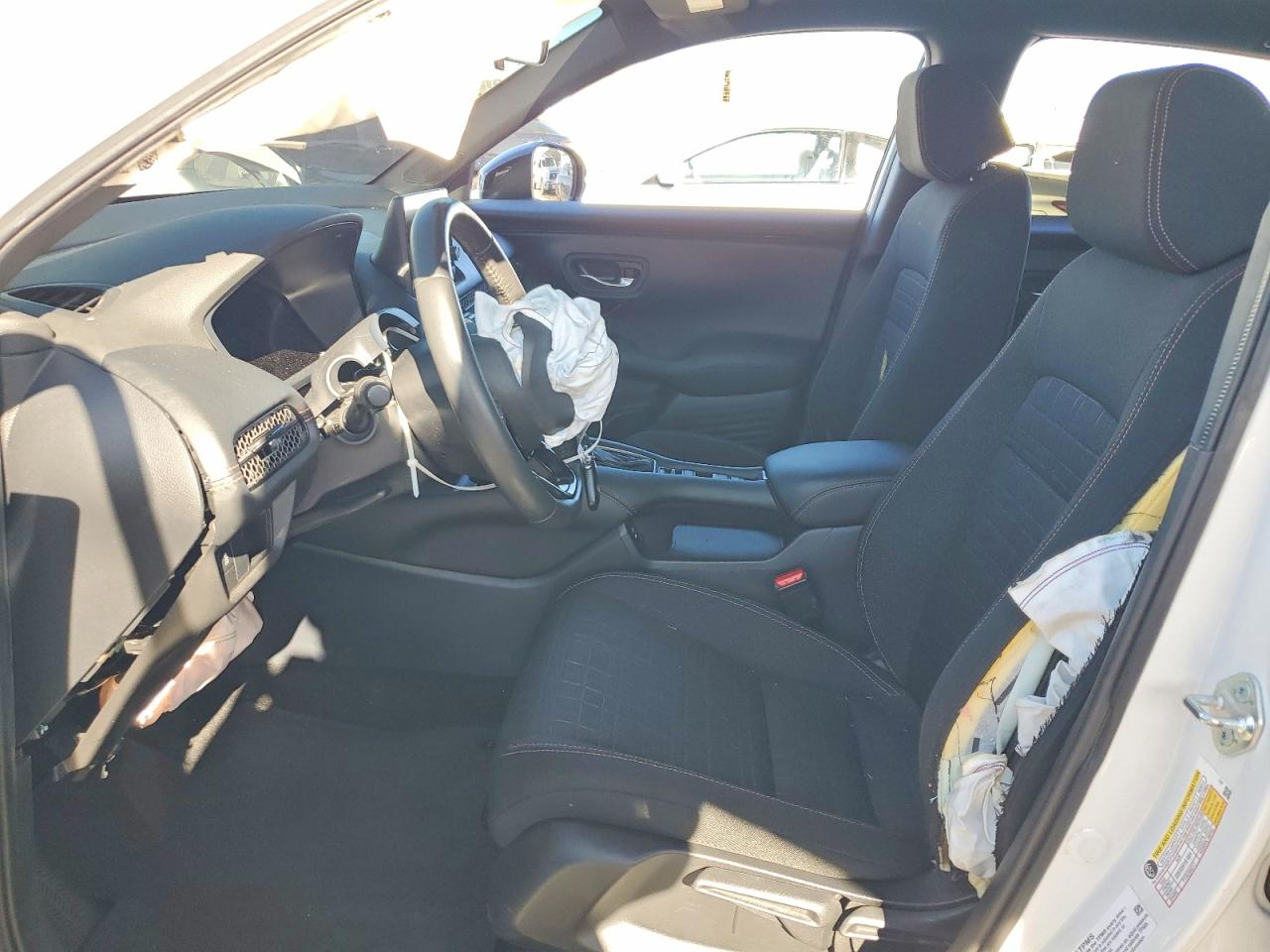 2024 HONDA HR-V SPORT photo 13