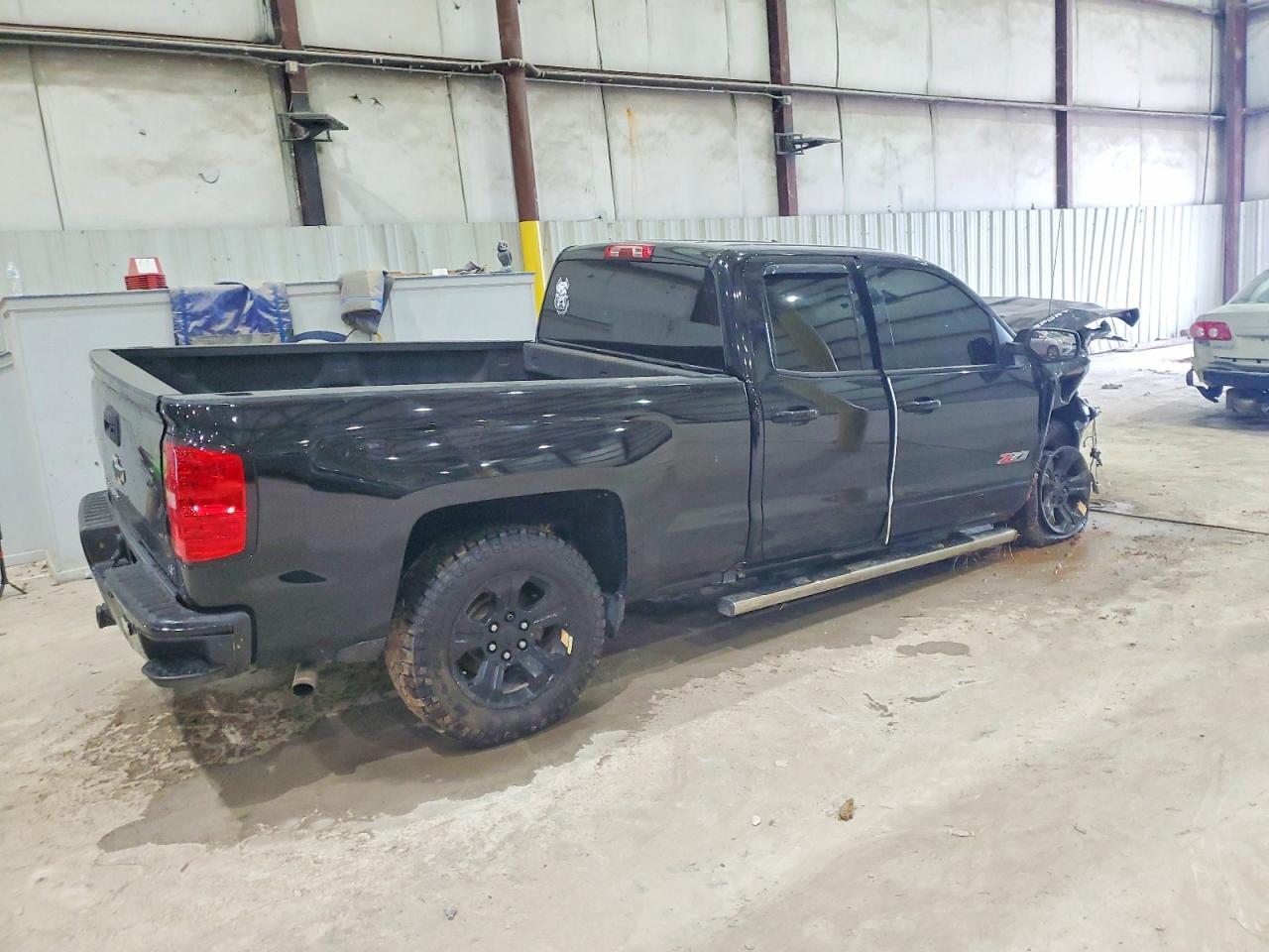 2016 CHEVROLET SILVERADO K1500 LT photo 5