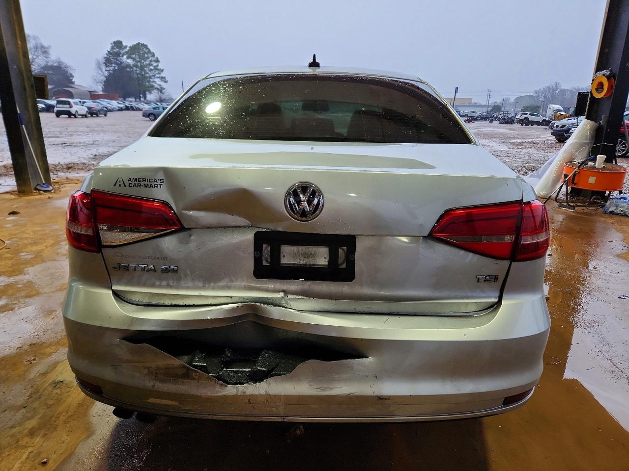 2015 VOLKSWAGEN JETTA SE photo 16
