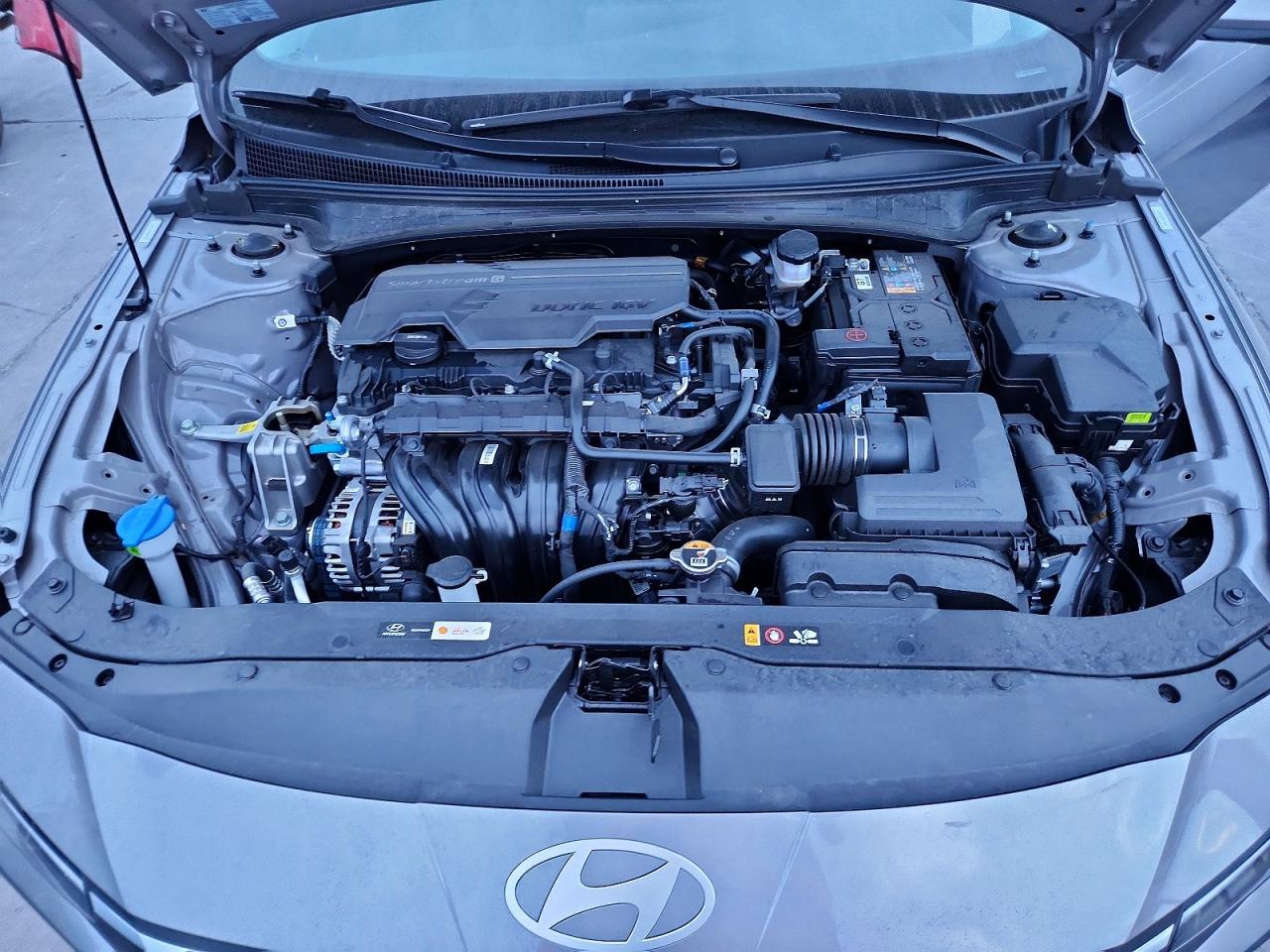 2025 HYUNDAI ELANTRA SE photo 21
