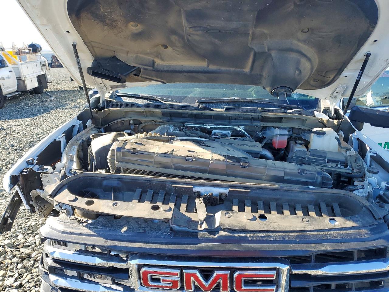2025 GMC SIERRA K2500 SLT photo 11