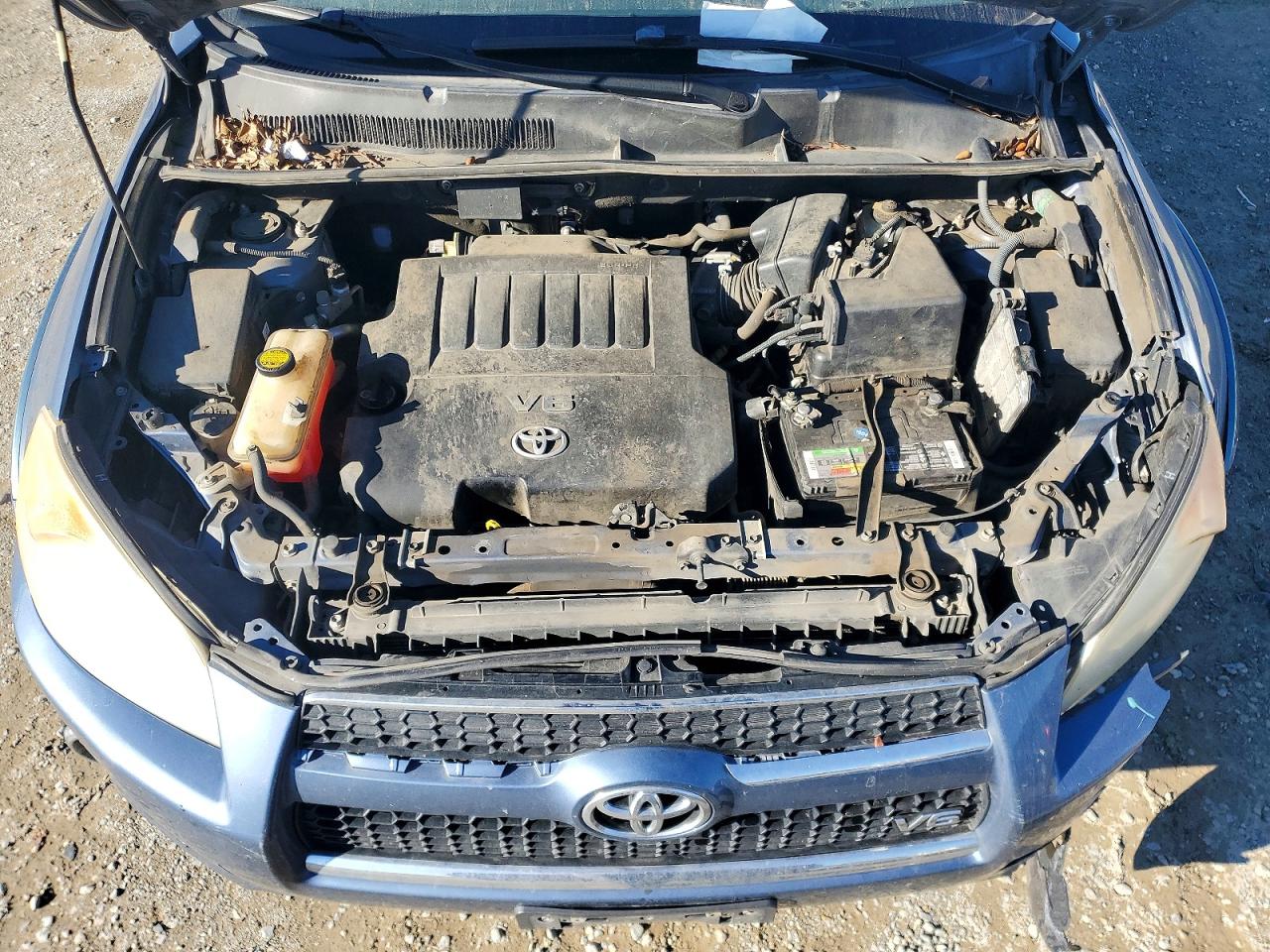 2010 TOYOTA RAV4 LIMITED photo 31