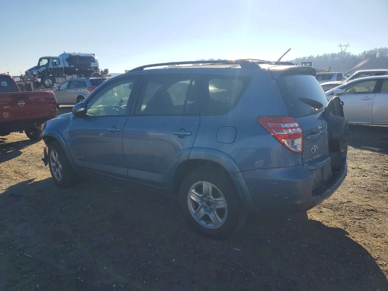 2010 TOYOTA RAV4 LIMITED photo 4
