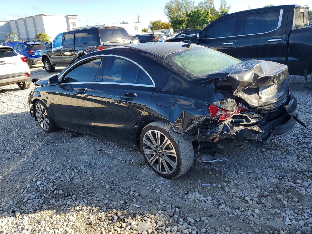 2018 MERCEDES-BENZ CLA 250 photo 3