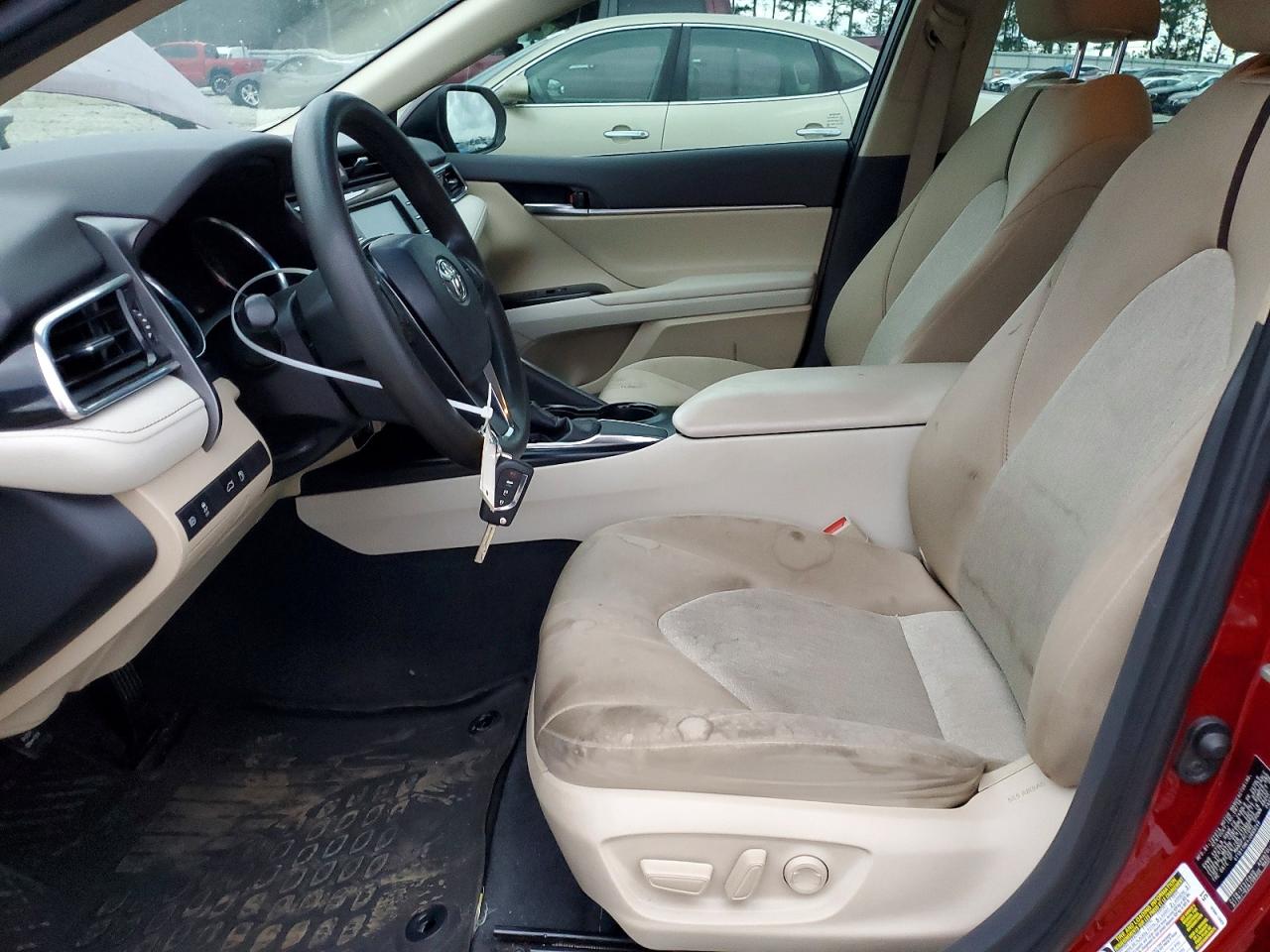 2018 TOYOTA CAMRY L photo 13