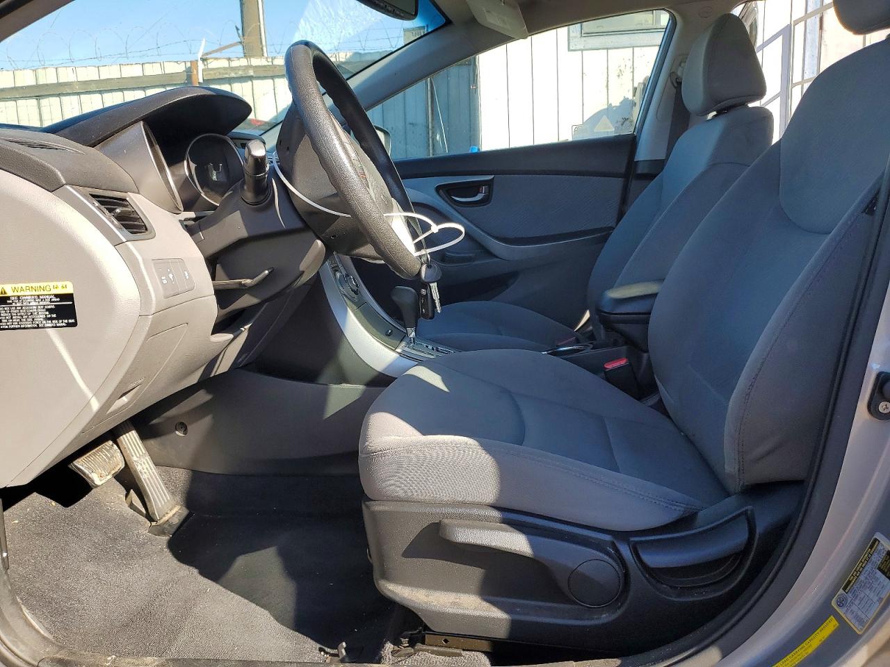 2012 HYUNDAI ELANTRA GLS photo 19