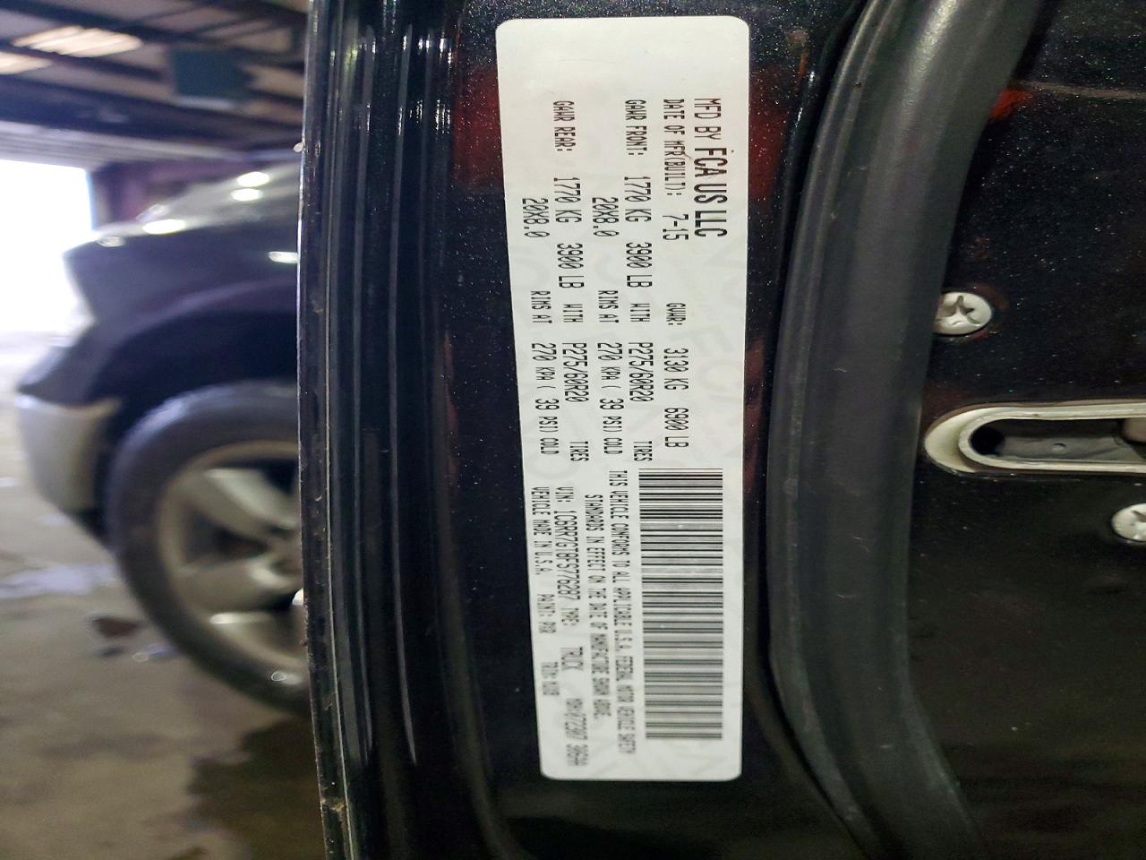 2015 RAM 1500 SLT photo 23