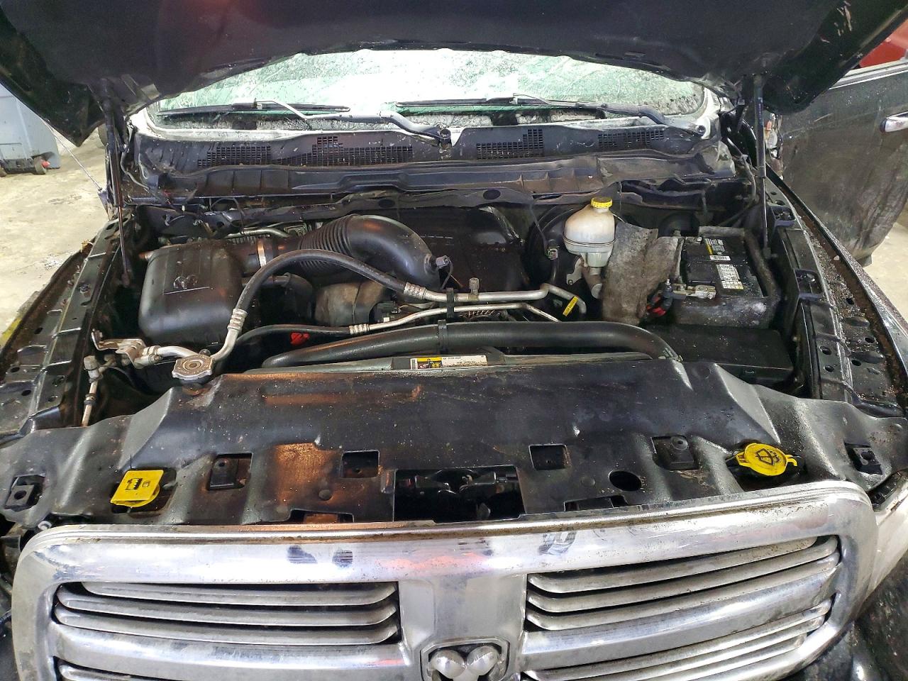 2015 RAM 1500 SLT photo 21