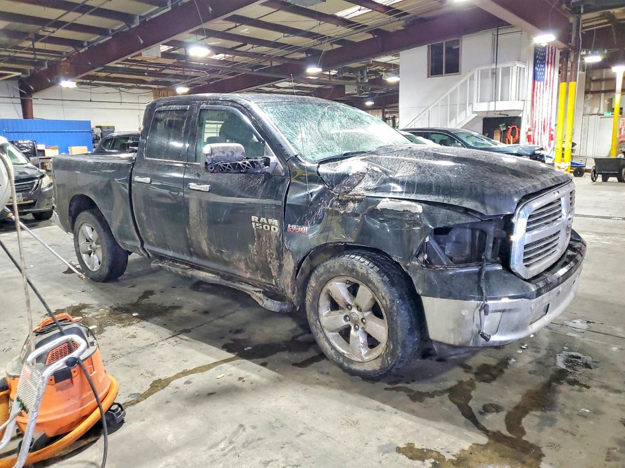 2015 RAM 1500 SLT photo 7