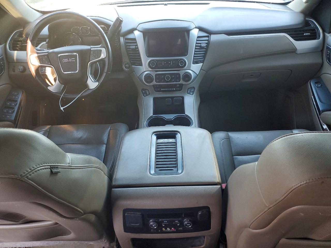 2015 GMC YUKON XL photo 8