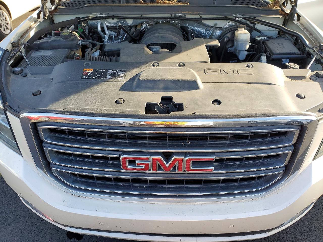 2015 GMC YUKON XL photo 12