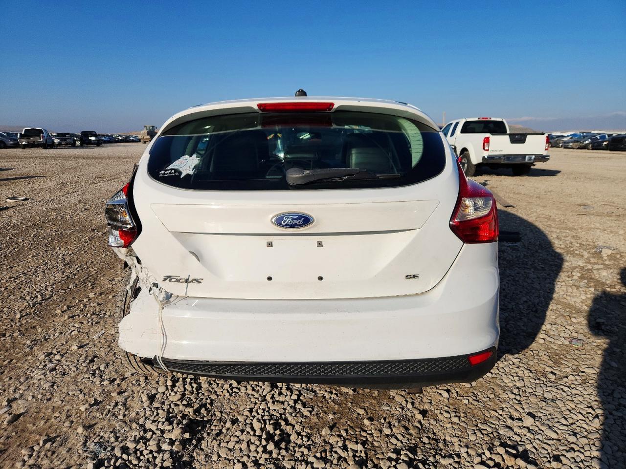2014 FORD FOCUS SE photo 6