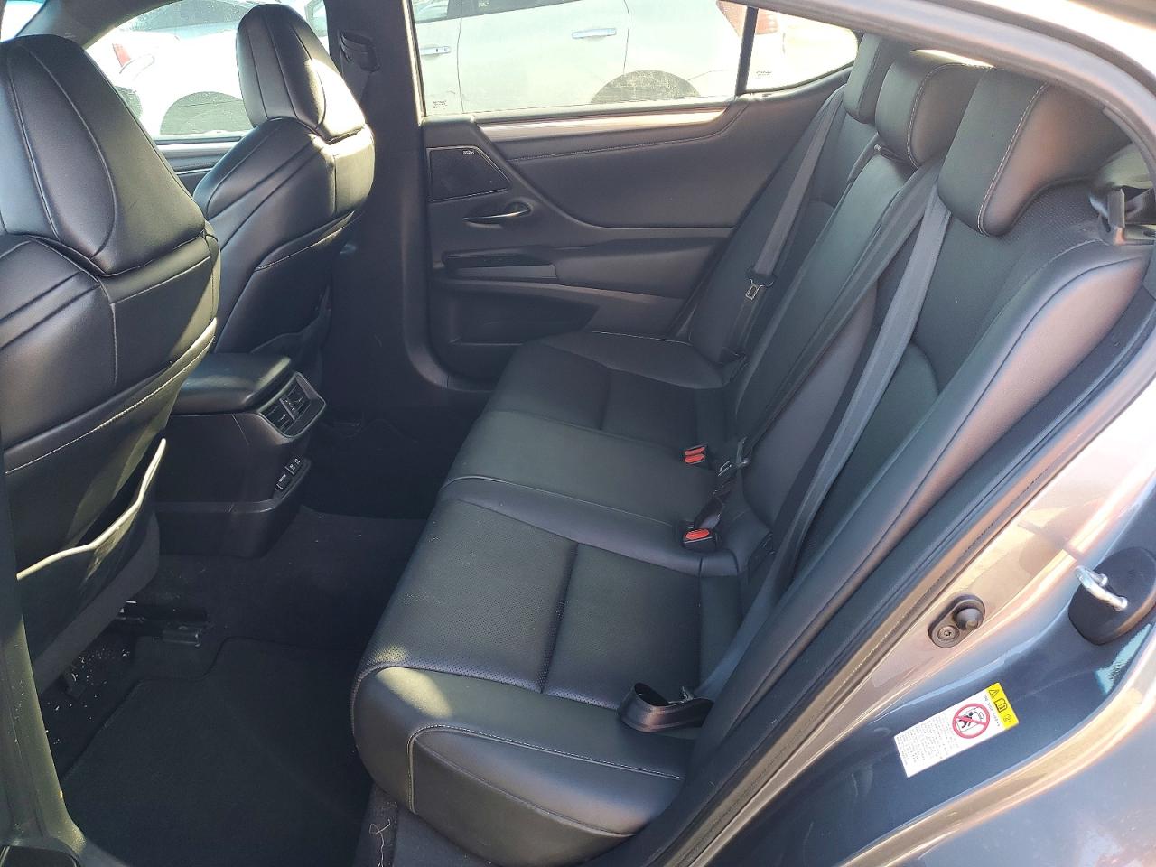 2019 LEXUS ES 350 photo 19