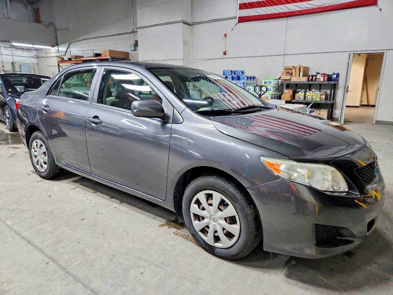 2010 TOYOTA COROLLA LE photo 10
