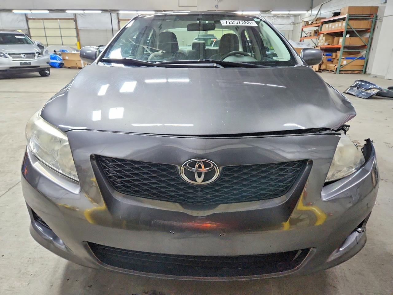2010 TOYOTA COROLLA LE photo 13