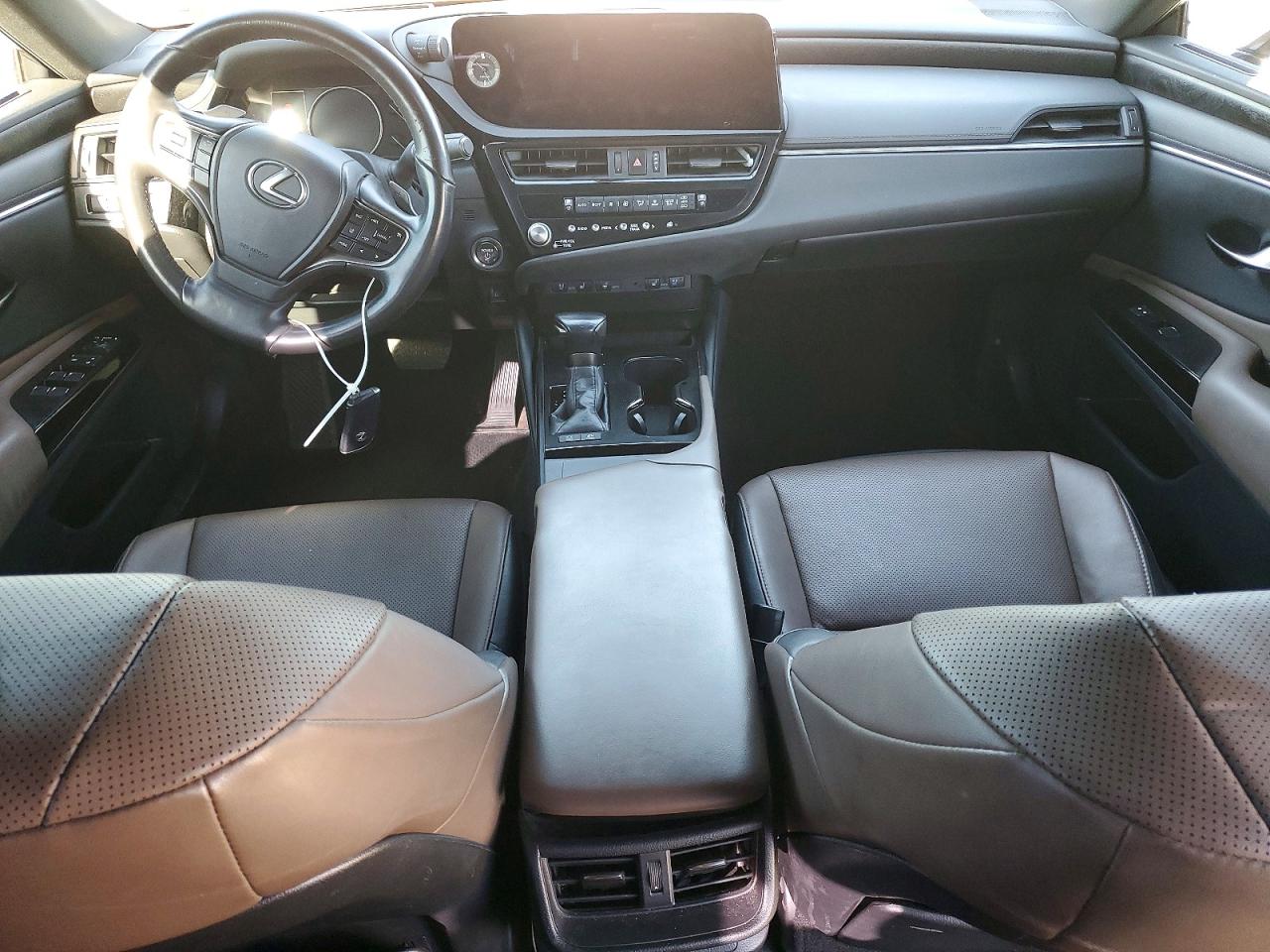 2024 LEXUS ES 300H BASE photo 8